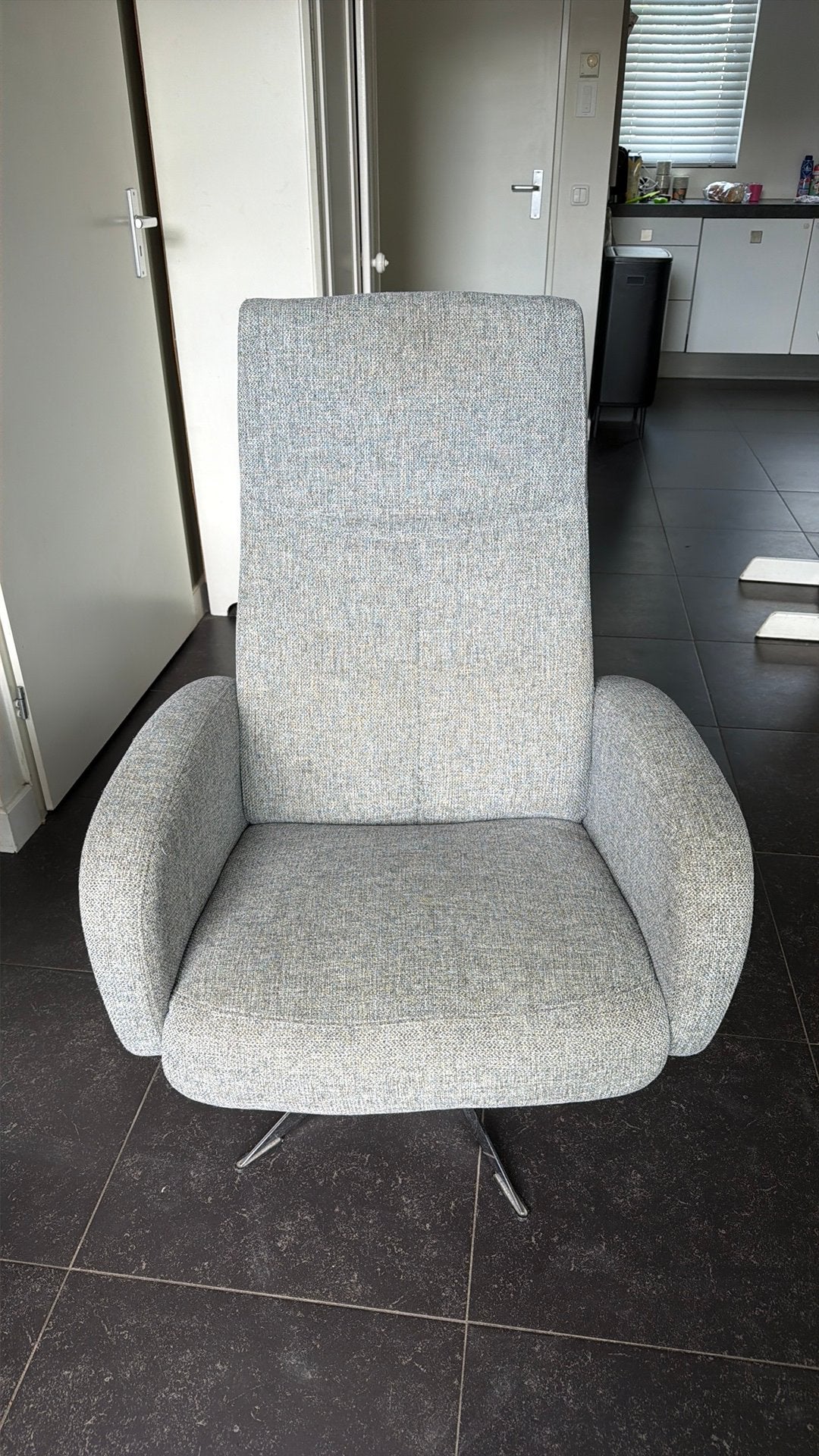 Heerlijke draaibare fauteuil, Ophalen, Gebruikt, 75 tot 100 cm, Stof