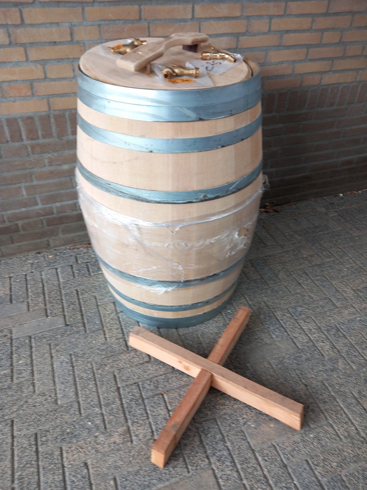 wijn of whisky vaten v.regenton decoratie, Tuin en Terras, 150 liter of meer, Ophalen, Nieuw, Hout