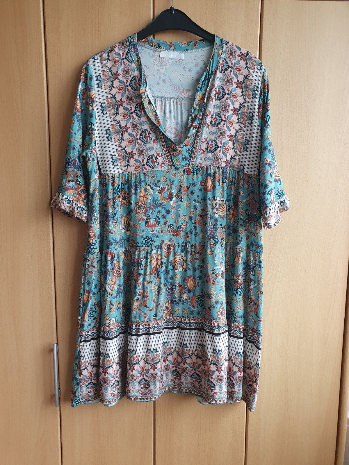 Zomerse jurk/ tuniek met bloemenprint en driekwart mouwen, Kleding | Dames, Meerkleurig, Maat 42/44 (L), Ophalen of Verzenden