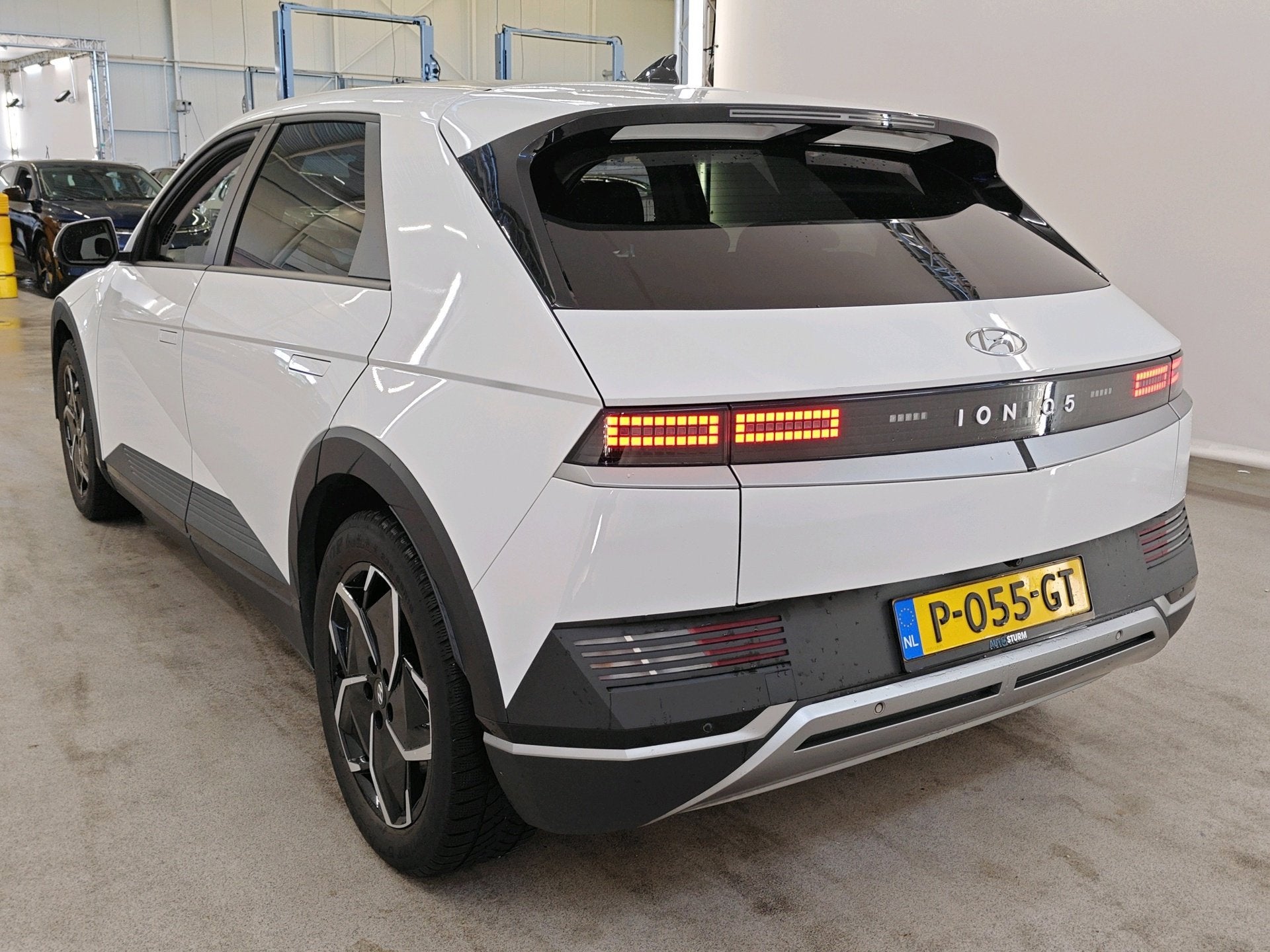Hyundai IONIQ 5 Style 58 kWh 170pk | SOH 100% | CarPlay | Ca, Auto's, Automaat, 966 min, Gebruikt, Zwart