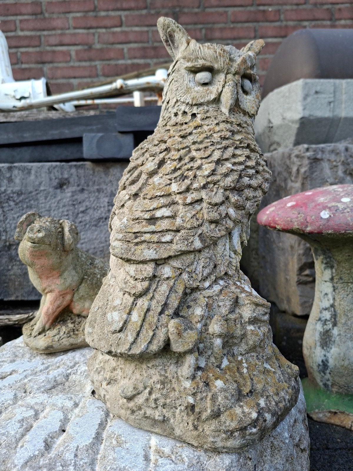 Grote prachtige antieke Uil, Ophalen, Gebruikt, Beton, Dierenbeeld
