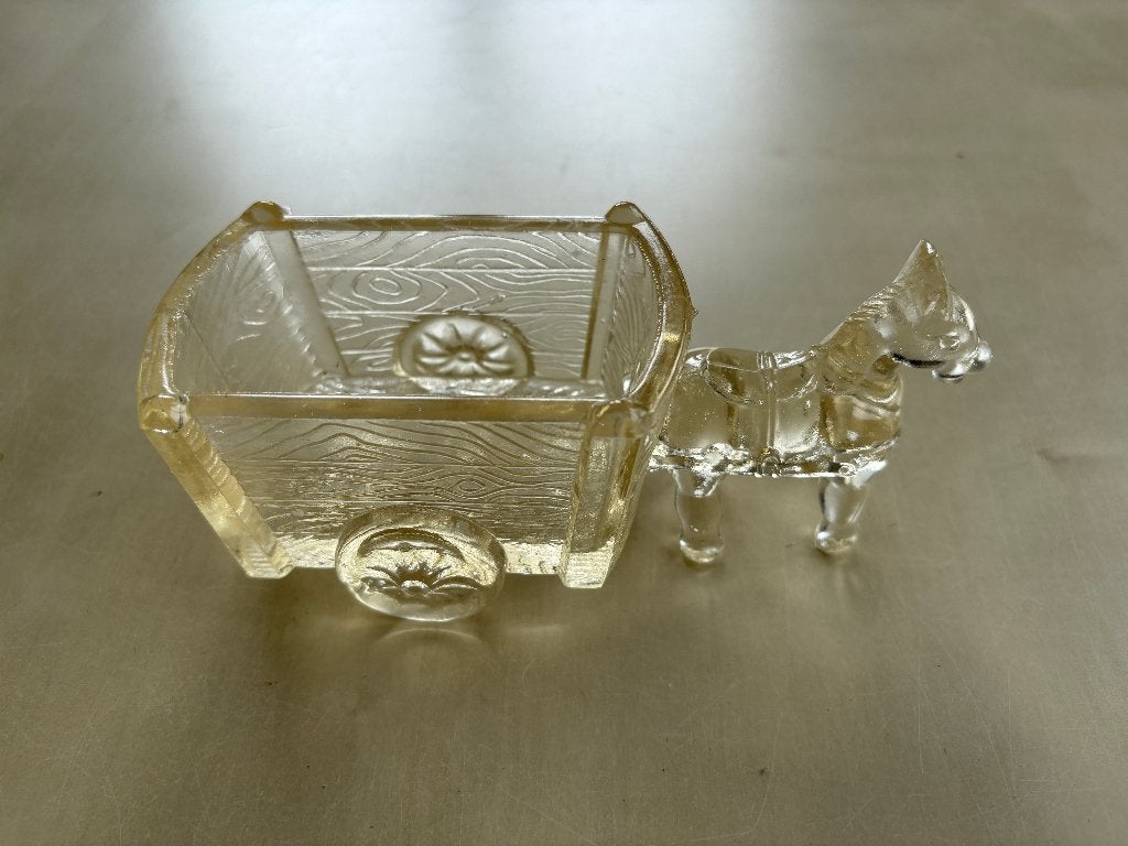 Bijzonder vintage glazen paard en wagen van geperst glas, Ophalen of Verzenden, Zo goed als nieuw