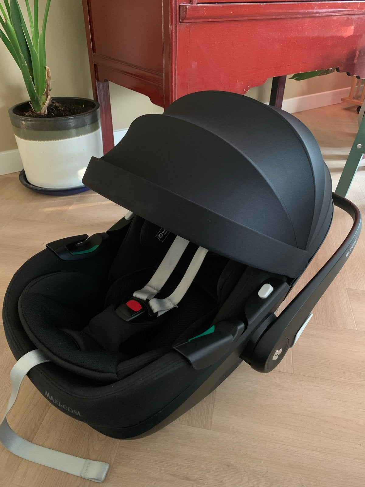 Maxi-Cosi Pebble 360 Pro zwart, Autogordel of Isofix, Slaapstand, Zo goed als nieuw, Maxi-Cosi