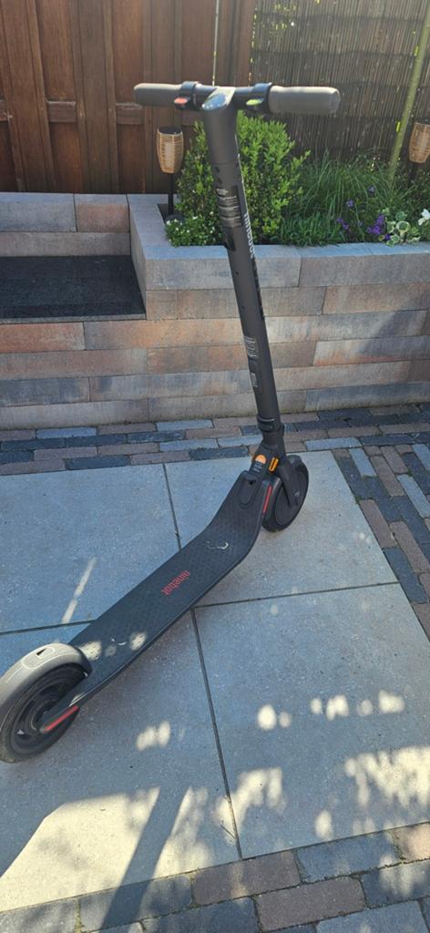 Ninebot elektrische step (E-scooter), Fietsen en Brommers, Steps, Gebruikt, Elektrische step (E-scooter), Ophalen of Verzenden