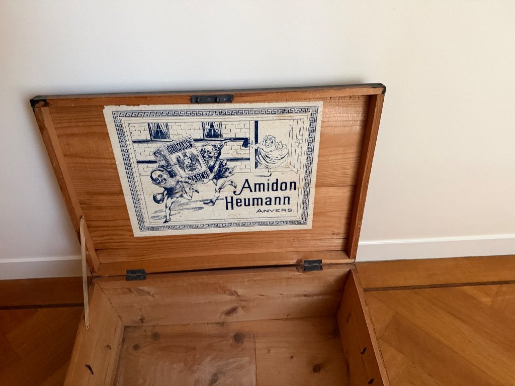 Amidon Heumann oude stijfselkist, Ophalen