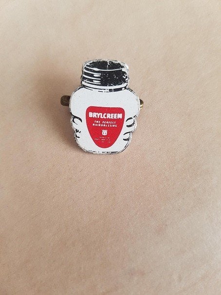 Speldjes Cosmetica Schoonmaak- en Toiletartikelen, Ophalen of Verzenden, Gebruikt, Overige onderwerpen, Speldje of Pin