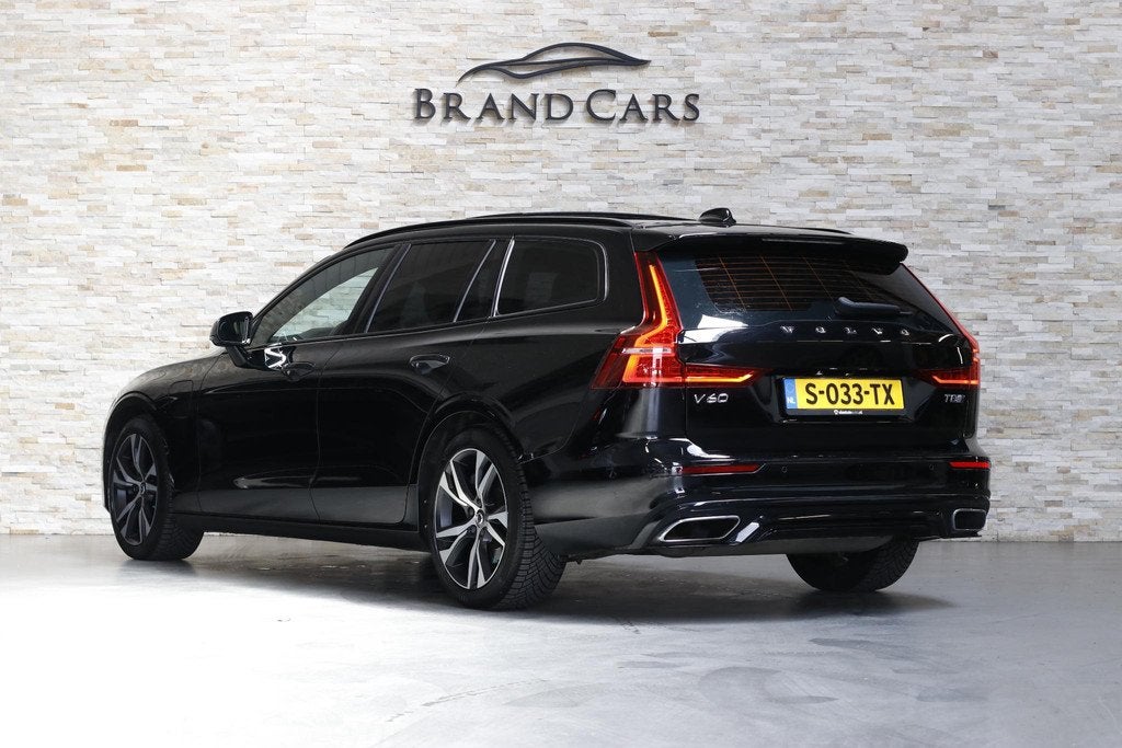 Volvo V60 2.0 T8 Twin Engine AWD R-Design | Adaptive cruise, Automaat, Gebruikt, Euro 6, 4 cilinders