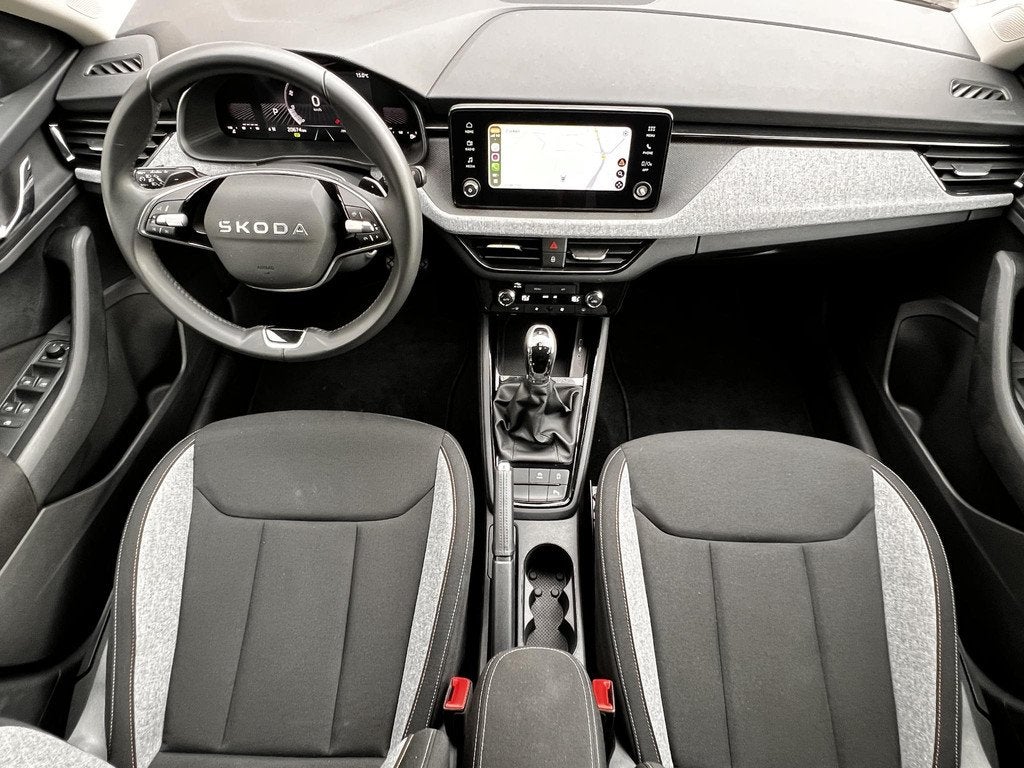 Skoda Scala 1.0 TSI Selection / Fabrieksgarantie tot 06-2027, Auto's, Skoda, Euro 6, 116 pk, Zwart, 19 km/l