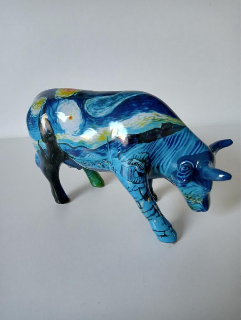 CowParade 'Starry Night' Stier - Kunstzinnig Beeld, Verzamelen, Beelden en Beeldjes, Ophalen of Verzenden
