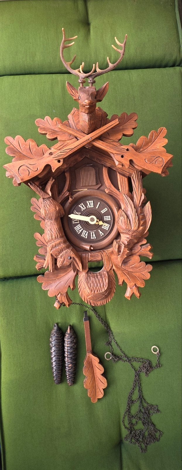 Koekoeksklok jaren zestig, Ophalen, Wandklok