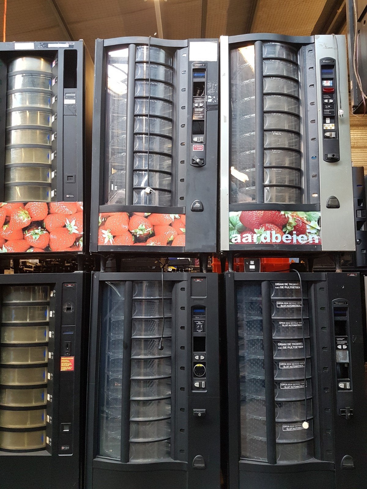 Zuivel / fruit automaat Gekoeld, Verzamelen, Automaten | Overige, Ophalen, Nieuw