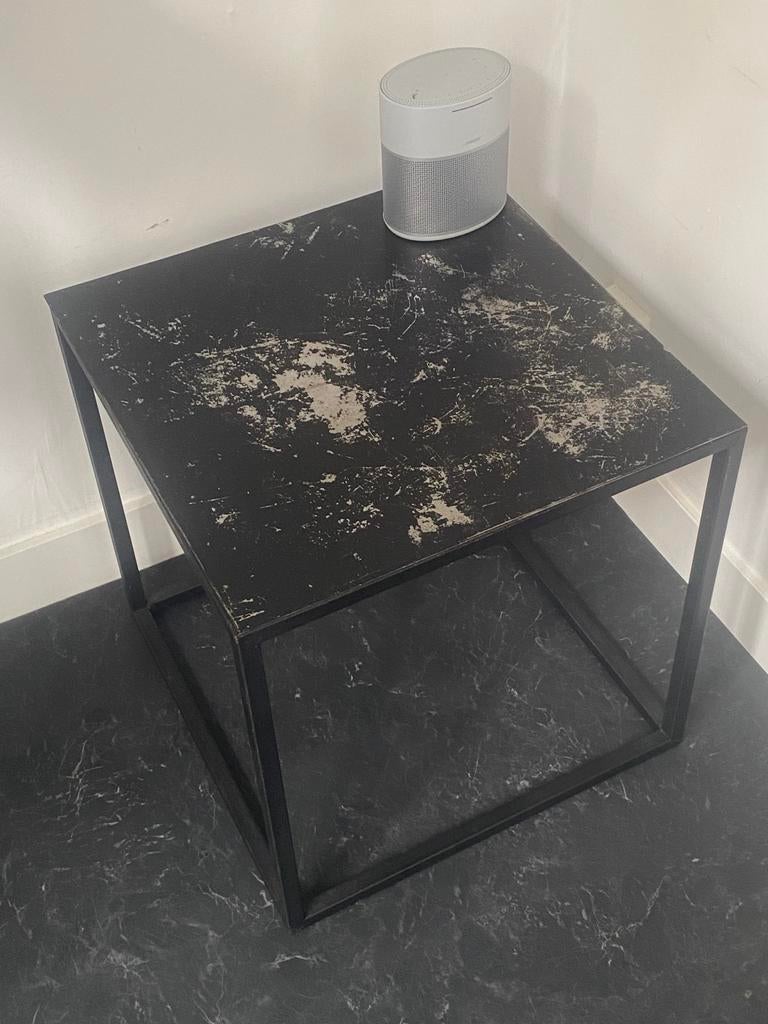 Metalen bijzettafel mat zwart 50x50x50 cm, Minder dan 55 cm, Gebruikt, Metaal of Aluminium, Vierkant