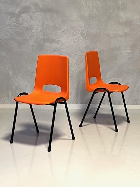Retro stapelstoelen nieuw eettafelstoelen oranje prijs p/st, Overige kleuren, ., Vintage, Nieuw