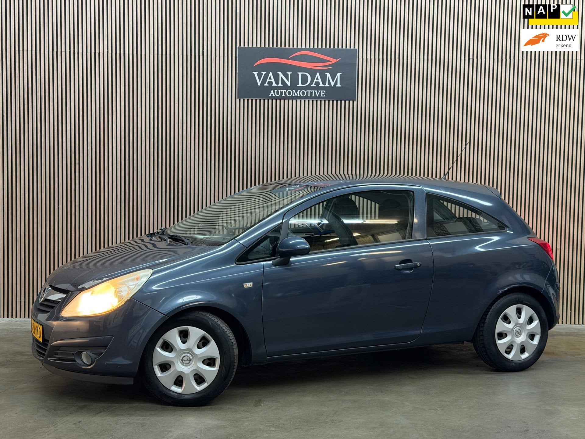 Opel Corsa 1.4-16V Enjoy 2008 NAP AIRCO TREKHAAK NIEUWE APK, Auto's, Voorwielaandrijving, Stof, Gebruikt, Zwart