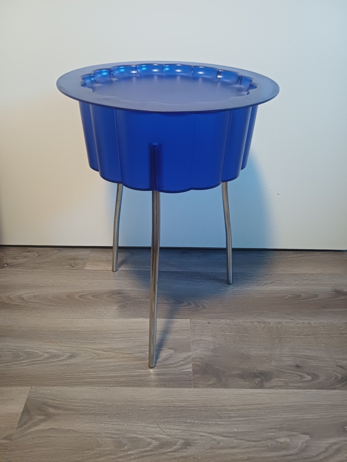 IKEA bijzettafel blauw, Gebruikt, Modern, Speels, Overige vormen, Ophalen
