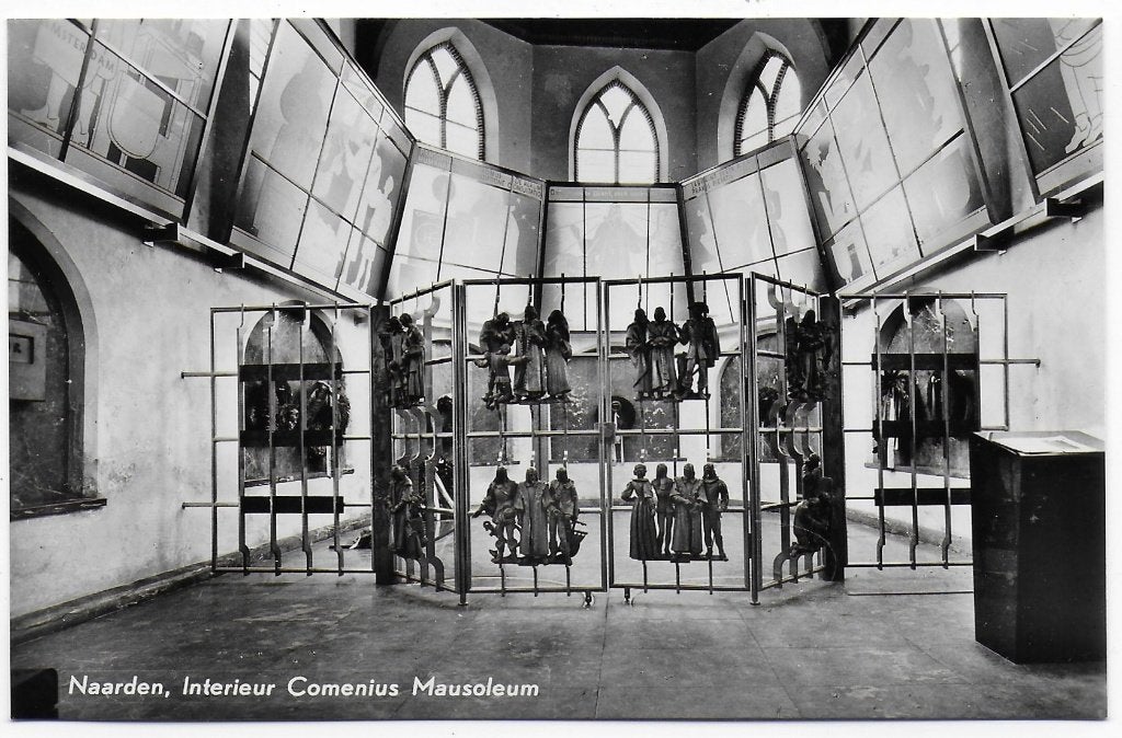 Naarden Interieur Comenius Mausoleum Ansichtkaart (B7509, Ophalen of Verzenden, 1960 tot 1980, Ongelopen, Noord-Holland