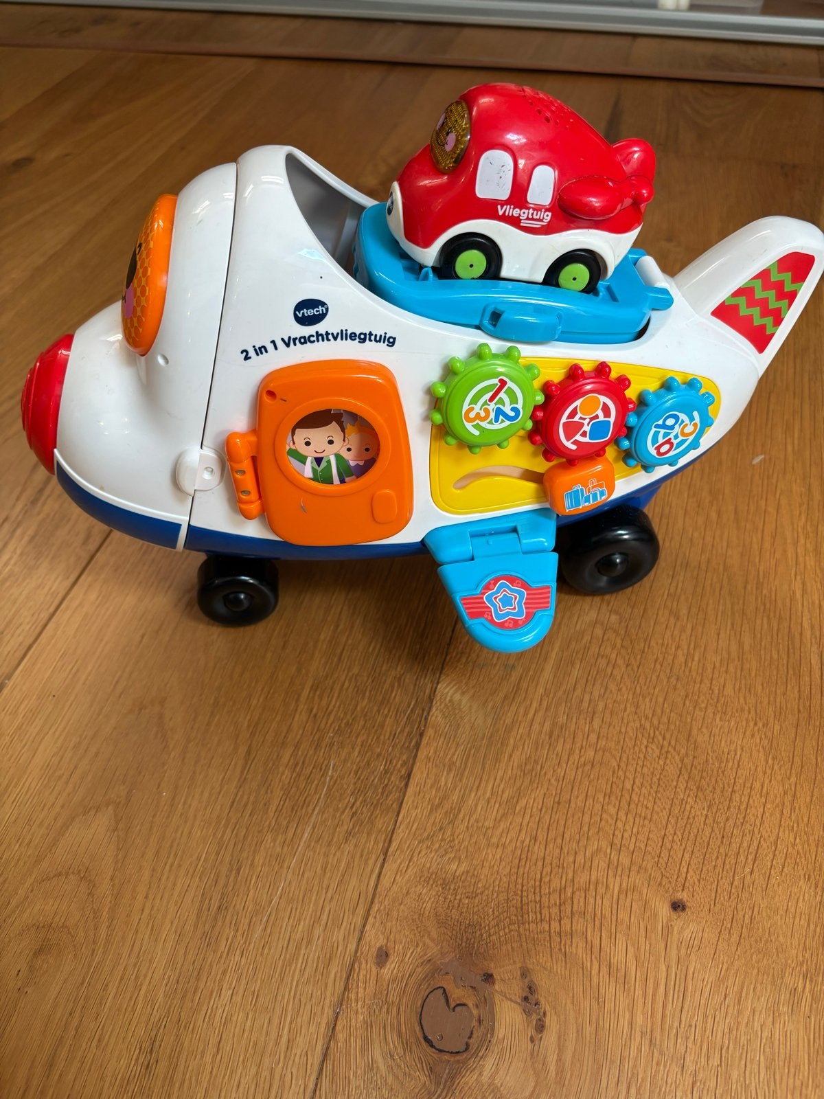 VTech 2-in-1 Vrachtvliegtuig met auto, Kinderen en Baby's, Speelgoed | Vtech, Ophalen of Verzenden, Gebruikt, 6 maanden tot 2 jaar