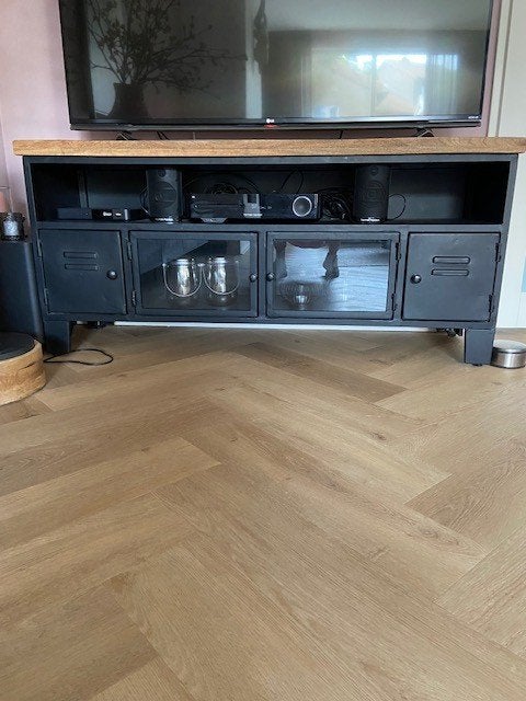 Industriële TV kast, zgan, Huis en Inrichting, Ophalen, 100 tot 150 cm, Zo goed als nieuw, Minder dan 100 cm