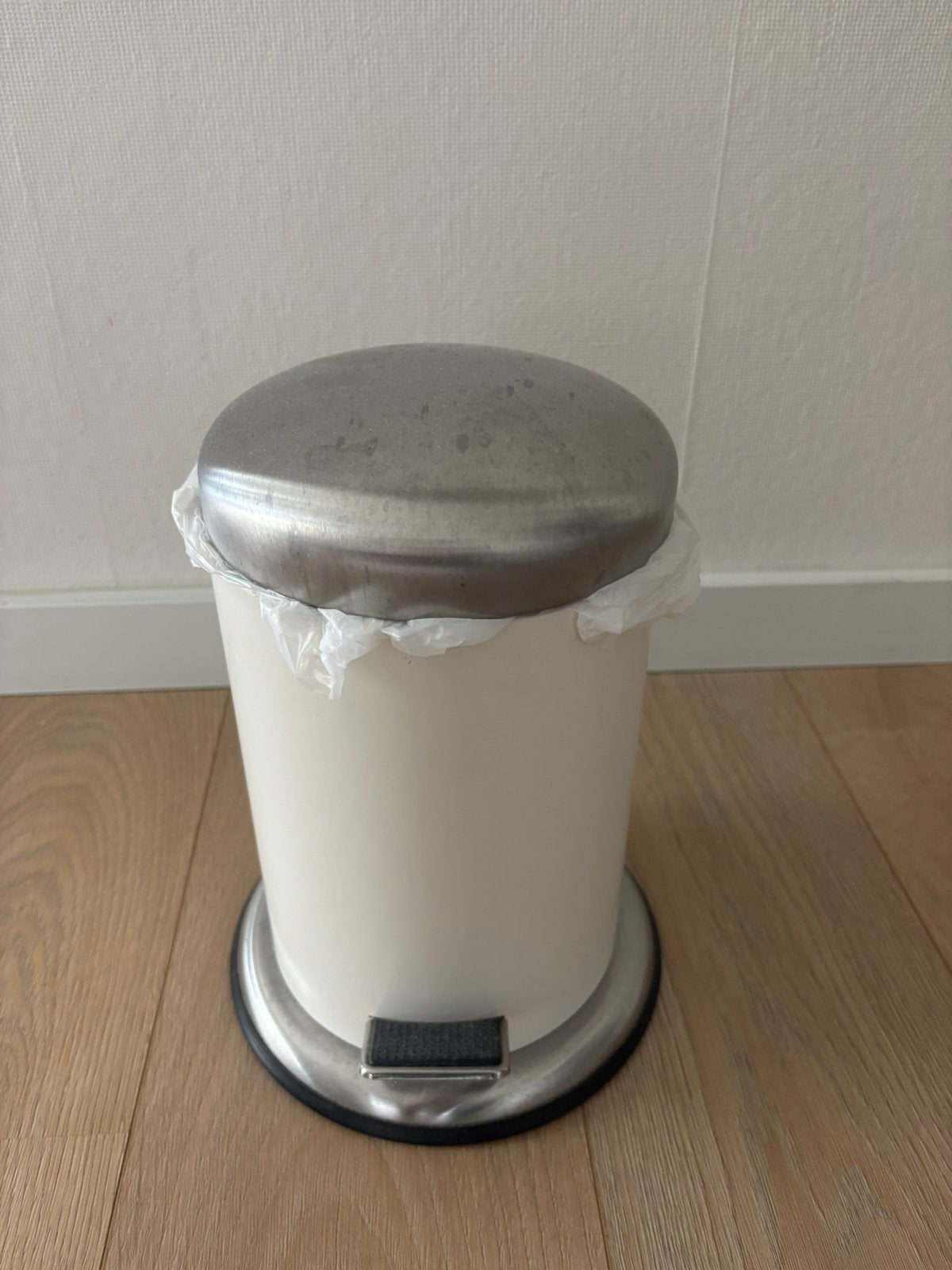 Pedaalemmer, Met pedaal, Ophalen of Verzenden, Zo goed als nieuw, Minder dan 10 liter