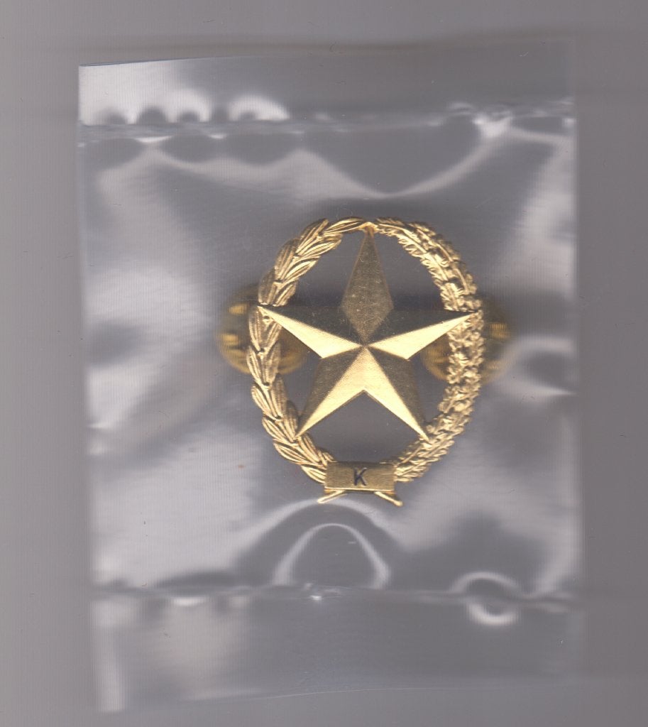 brevet metaal schutter 1e kl K, Ophalen of Verzenden, Landmacht, Nederland, Embleem of Badge