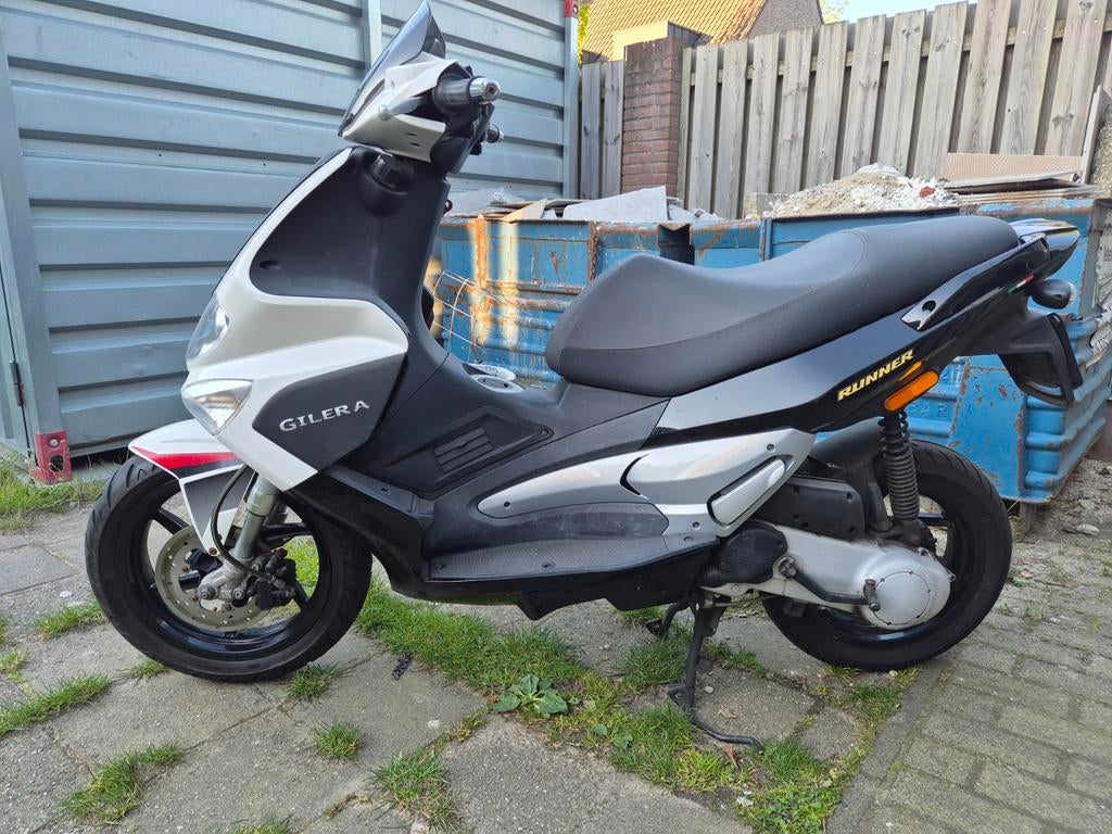 Runner rst 70 cc gereviseerd., Fietsen en Brommers, Ophalen