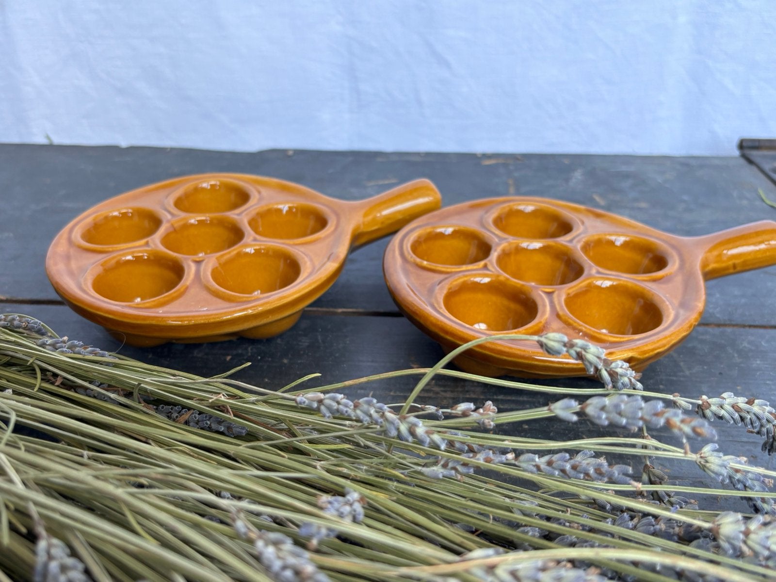 Slakkenbordjes uit Frankrijk, Ophalen of Verzenden