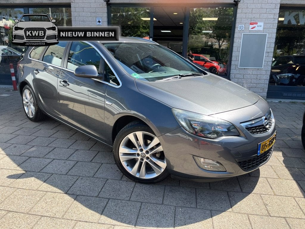 Opel Astra Sports Tourer 1.4 Turbo Sport Nieuwe apk NAP, Auto's, Euro 5, Gebruikt, 4 cilinders, 1337 kg