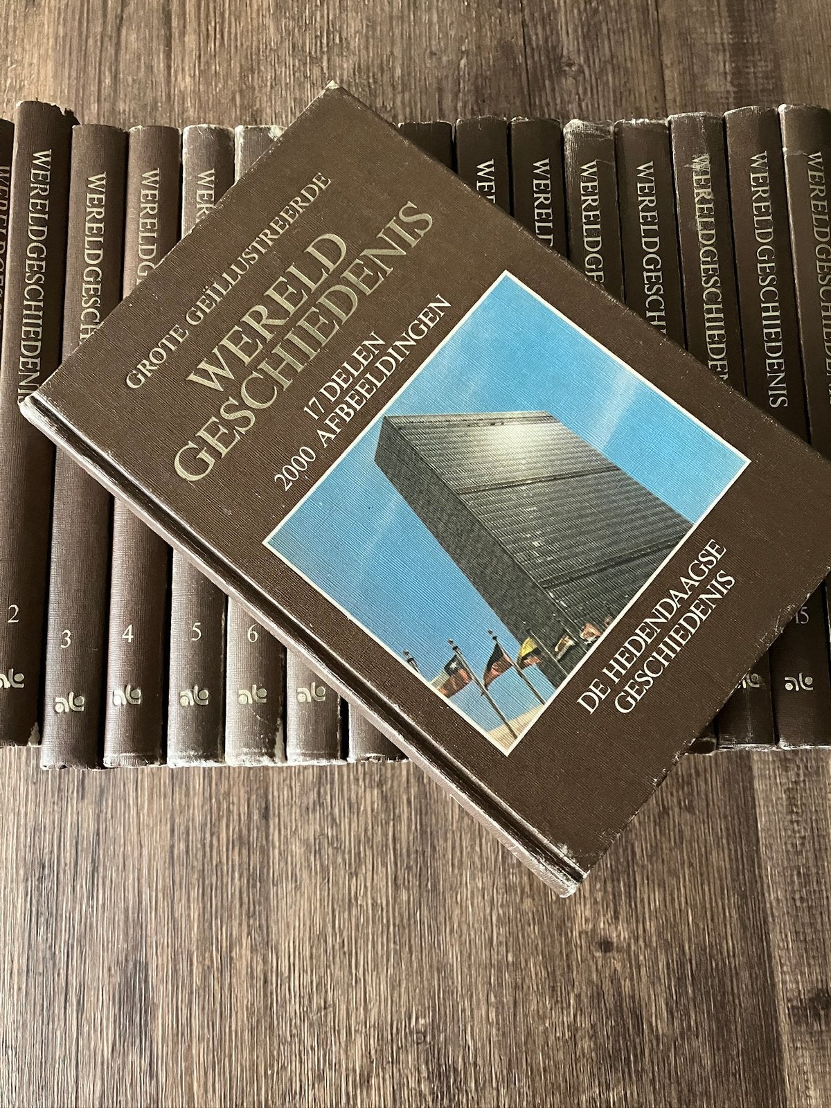 Encyclopedie Wereldgeschiedenis, Boeken, Encyclopedieën, Ophalen, Gelezen, Algemeen