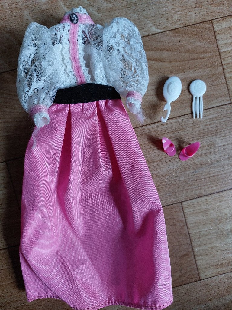 Vintage Barbie kleren voor Angel face Barbie '82, Ophalen of Verzenden, Gebruikt, Kleertjes