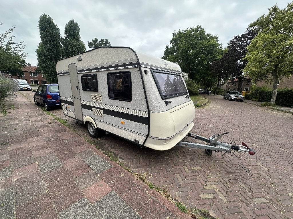caravan hobby de luxe, Rondzit, Hobby, Particulier, 500 - 750 kg