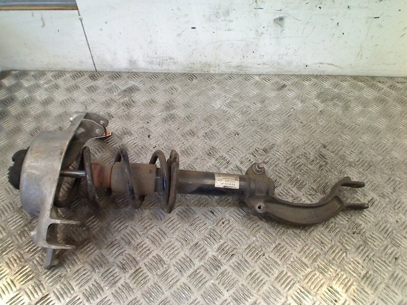 Veerpoot Rechts Voor Audi A4 (B8) (2010-11/2012-02), Auto-onderdelen, Gebruikt, Auto-Union-Straße  1, Ingolstadt 85057, , Duitsland