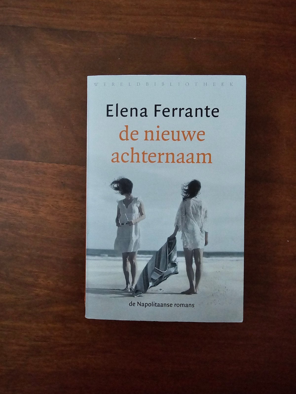 Elena Ferrante - De nieuwe achternaam, Ophalen of Verzenden, Zo goed als nieuw, Elena Ferrante