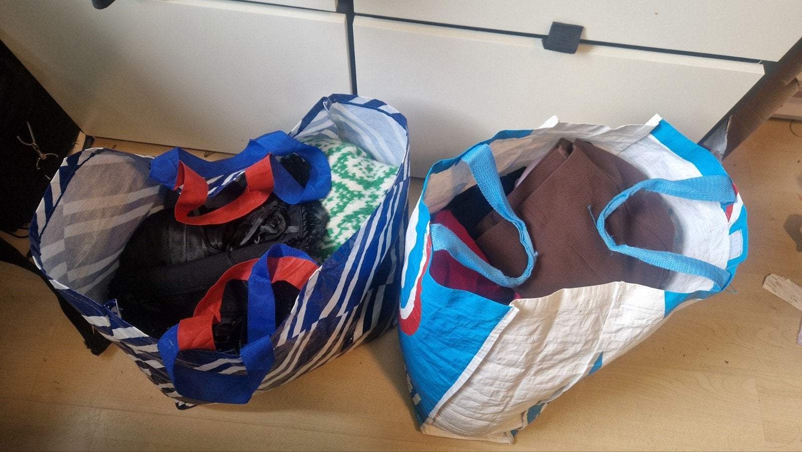 2 tassen vol met dameskleding, Kleding | Dames, Ophalen