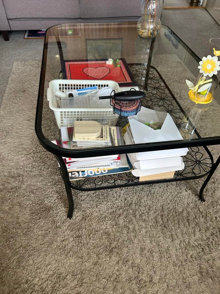 Glazen salontafel met metalen onderstel, Ophalen, Gebruikt, 100 tot 150 cm, 50 tot 100 cm