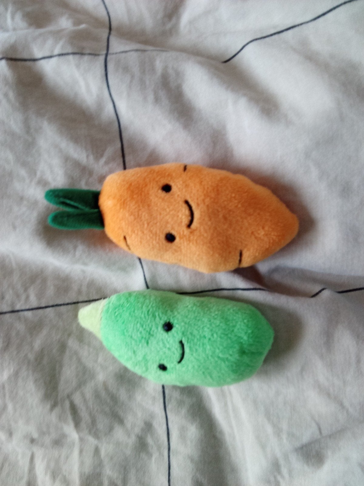 Leuke knuffels: wortel en komkommer, Kinderen en Baby's, Oranje, Overige merken, Overige karakters, Overige typen