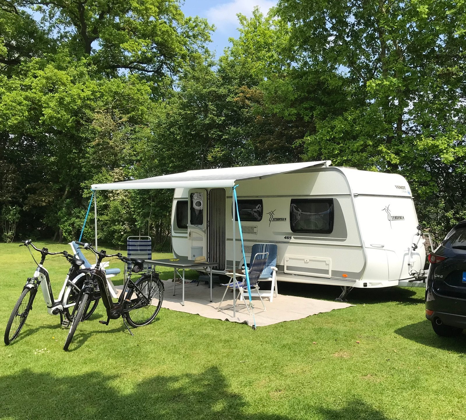 FENDT caravan TENDENZA 465 TGE bj. 2014, Caravans en Kamperen, Caravans, Treinzit, Particulier, Fendt, Luifel