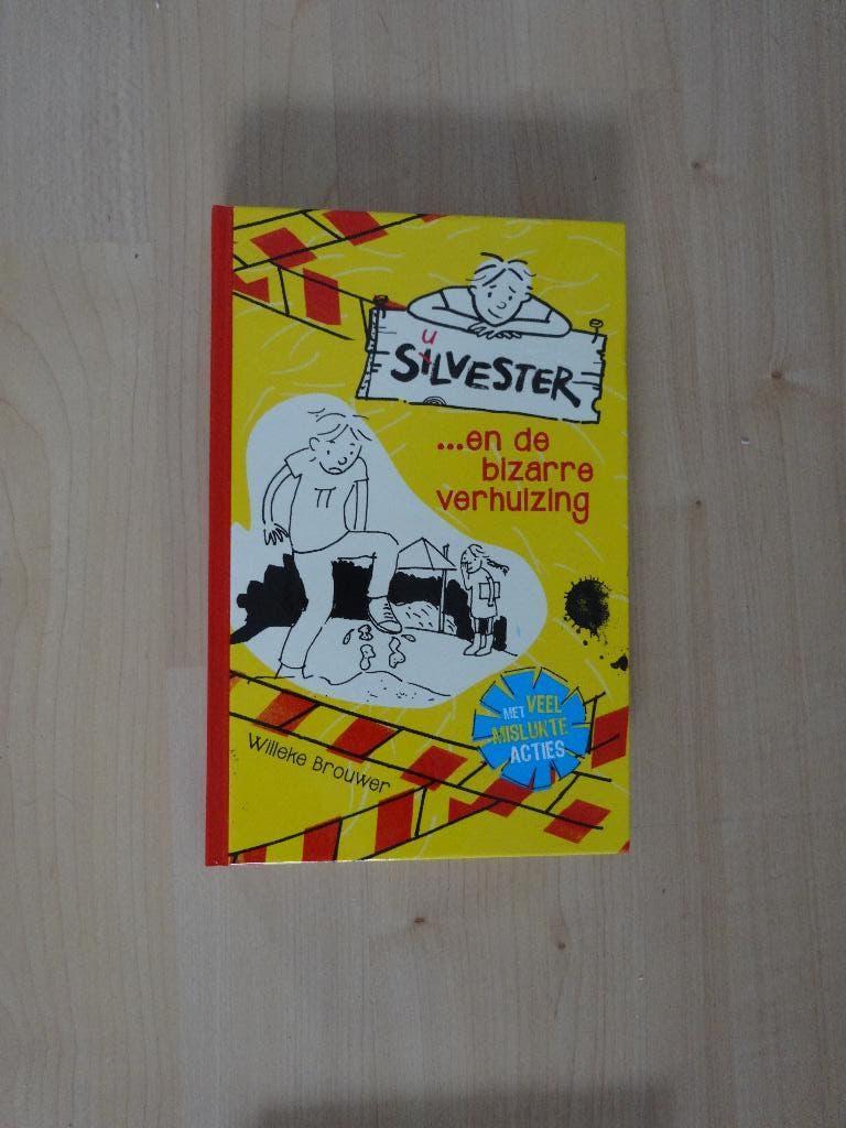 Silvester en de bizarre verhuizing, Boeken, Ophalen of Verzenden, Zo goed als nieuw, Fictie algemeen