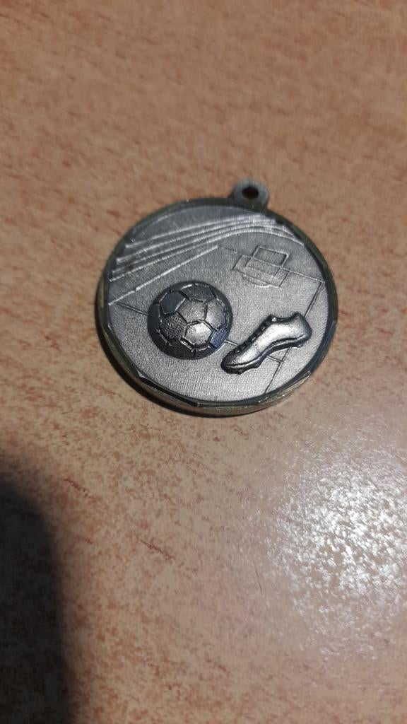 Voetbalmedaille, Verzenden