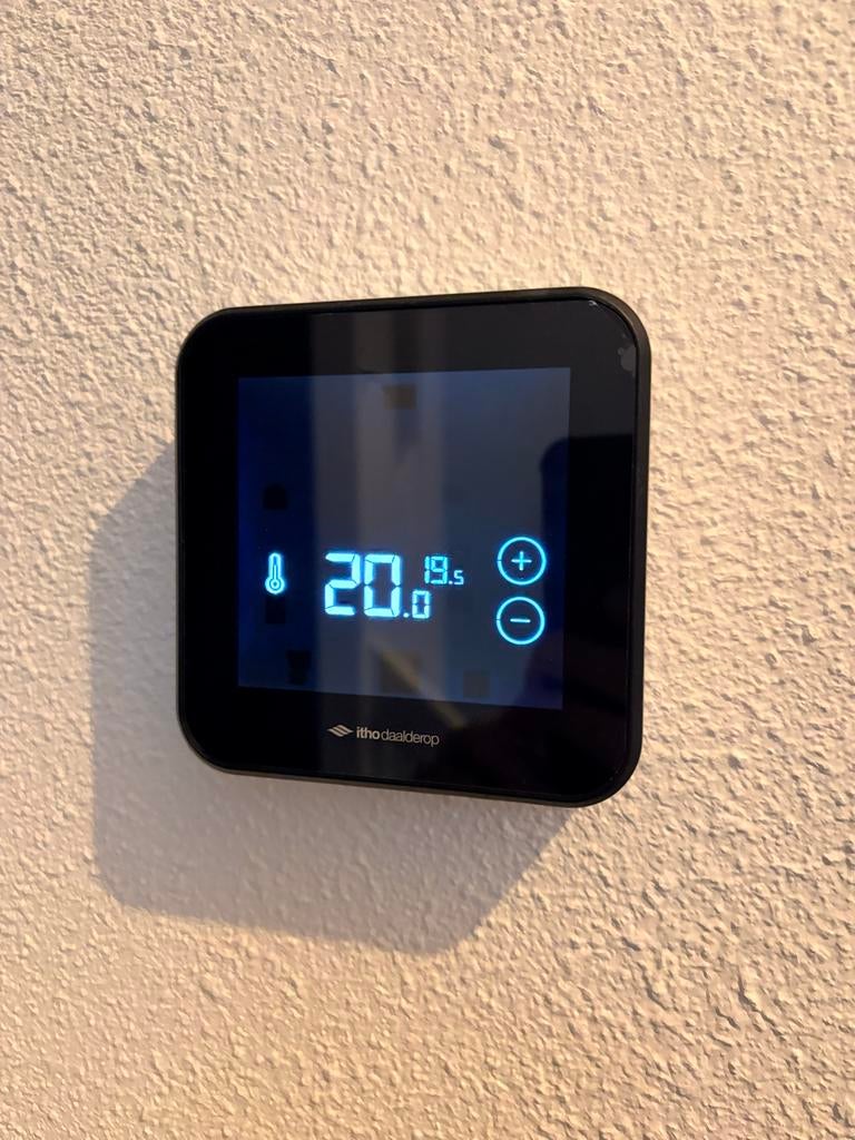 Nieuw in verpakking: Itho Spider WP Klimaatthermostaat, Ophalen of Verzenden, Slimme thermostaat, Nieuw
