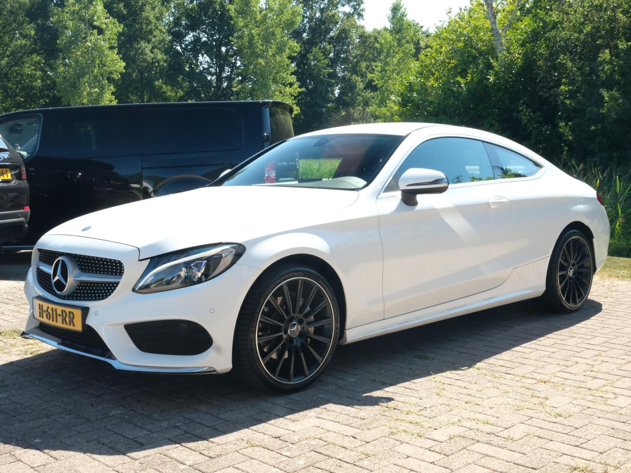 Mercedes-Benz C-klasse Coupé 180 Edition 1 AMG 156 PK | Sto, Auto's, Automaat, Achterwielaandrijving, 4 stoelen, Wit