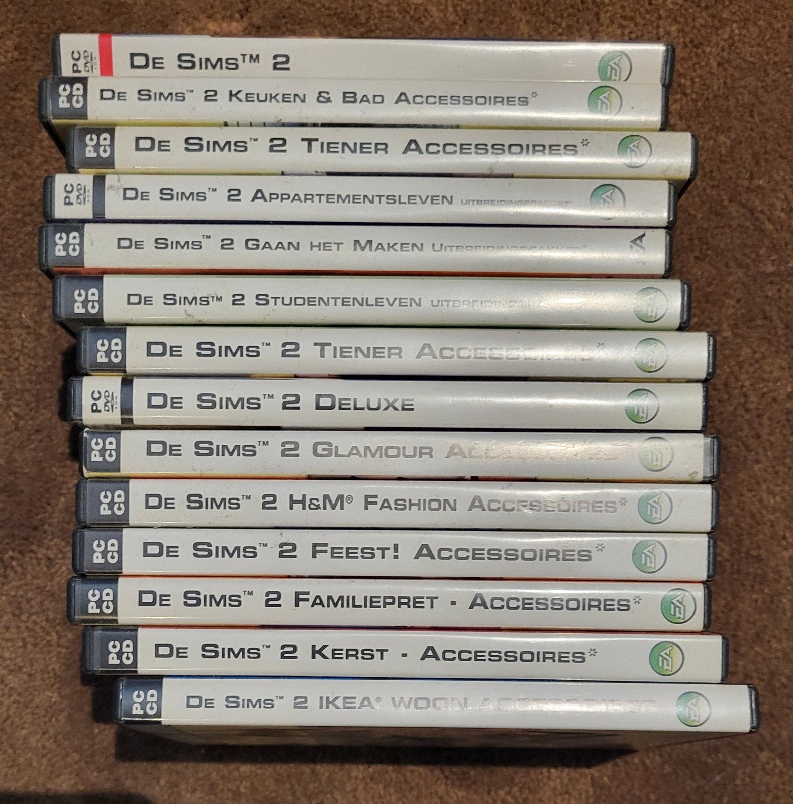 De Sims 2 met 13 extra uitbreidingen  (totaalprijs), Spelcomputers en Games, Games | Pc, 1 speler, Ophalen of Verzenden, Zo goed als nieuw