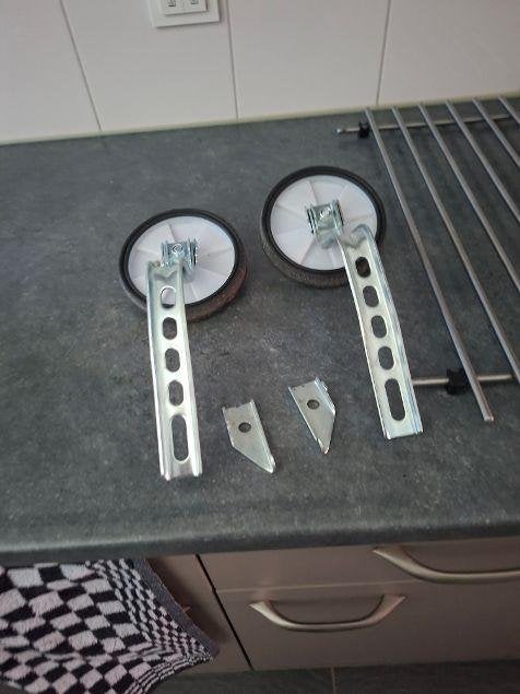 Zijwieltjes voor kinderfietsje, Ophalen of Verzenden, Zo goed als nieuw, Minder dan 16 inch, Zijwieltjes