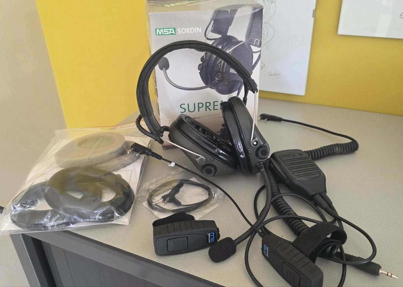 MSA Sordin Supreme Pro WW (Bluetooth) volledige set, Ophalen of Verzenden, Gebruikt, Toebehoren, Met broekklem
