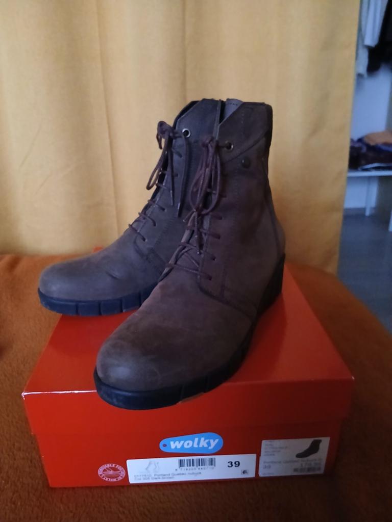 Wolky portland quebec nubuck maat 39, Wolky, Bruin, Lage of Enkellaarzen, Nieuw