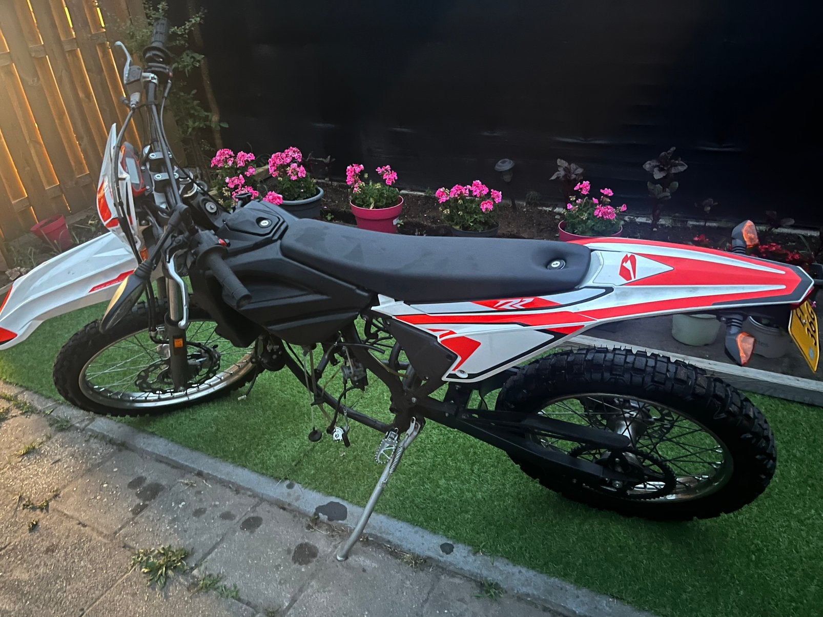 Beta RR 50 Enduro 2023 – Compleet project, slechts 2300 km, Fietsen en Brommers, Brommers | Crossbrommers, Overige merken, Ophalen of Verzenden