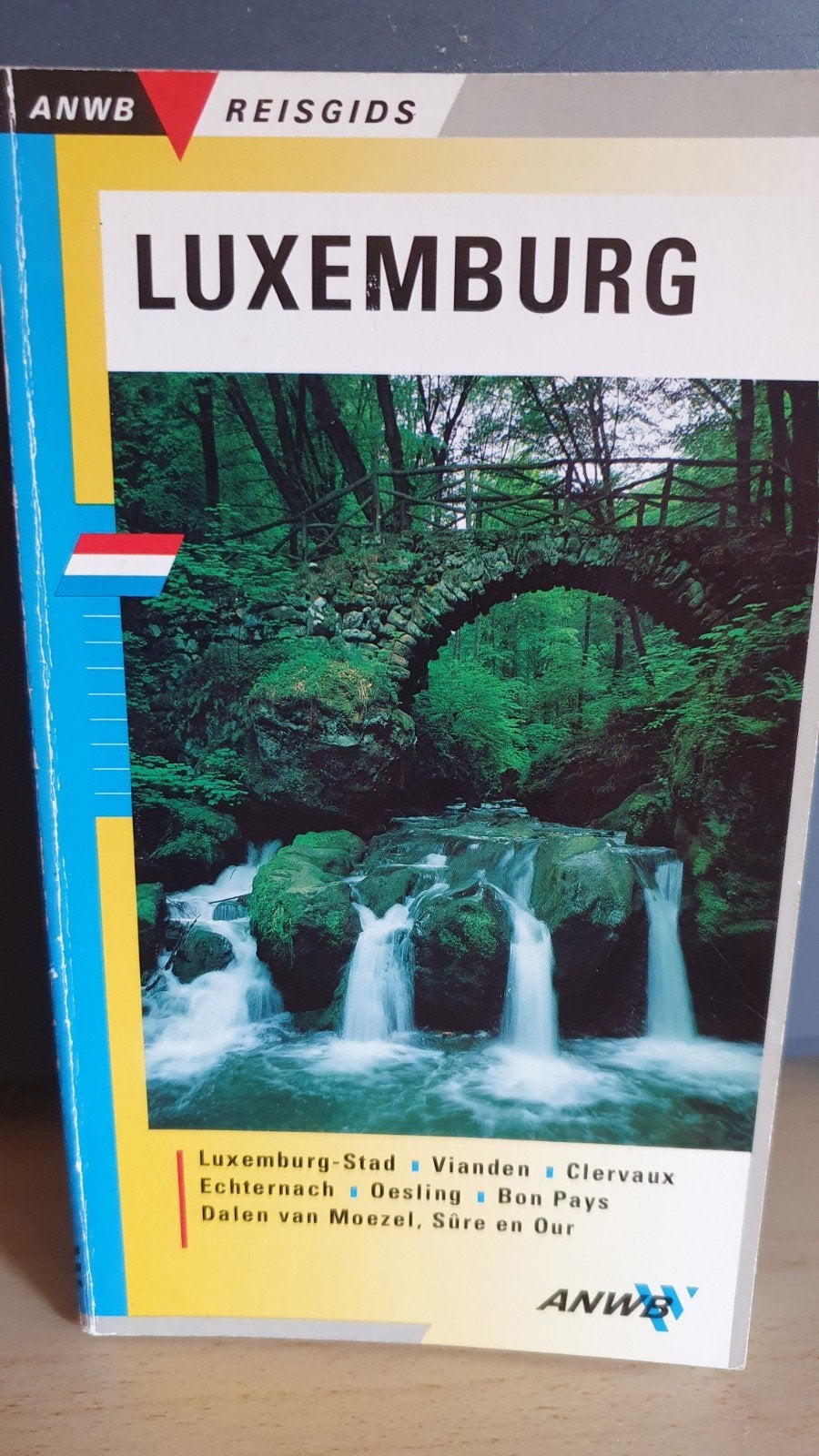 ANWB Reisgids Luxemburg - Ontdek de Ardennen en meer!, Gelezen, Europa, Ophalen of Verzenden, Reisgids of -boek