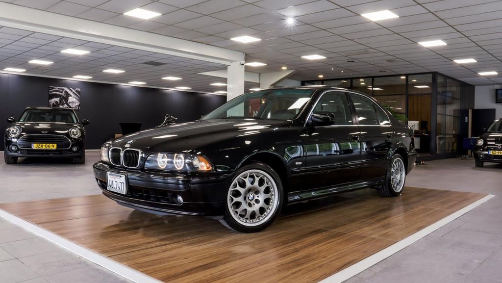 BMW 5-serie 530i Special Executive 1e eig/Full Option/Memory, Auto's, BMW, Automaat, Achterwielaandrijving, Gebruikt, Zwart