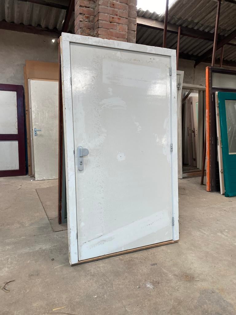 GARAGE/SCHUURDEUR MET KOZIJN (B128xH219,5), Ophalen, Gebruikt, Buitendeur, Vouwdeur