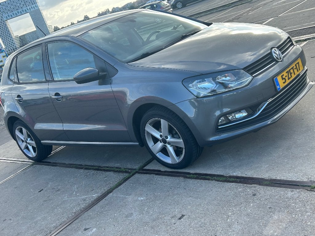 Volkswagen Polo 1.2 TSI Highline 66KW DSG 2015 Grijs, Stof, 40 €/maand, Euro 6, 4 cilinders