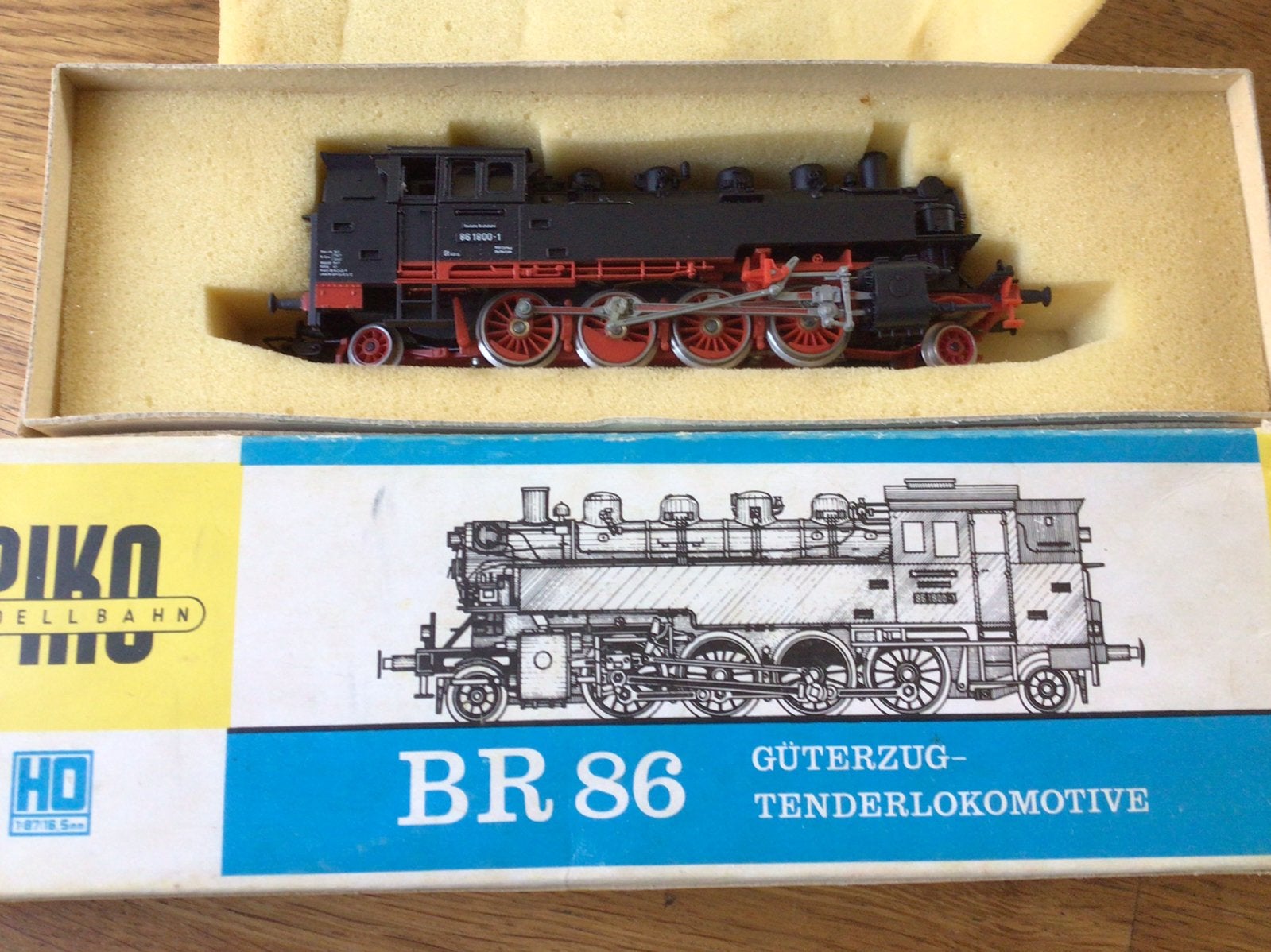 Piko BR86, locomotief, nog in verpakking, Zo goed als nieuw, Analoog, Gelijkstroom, Locomotief